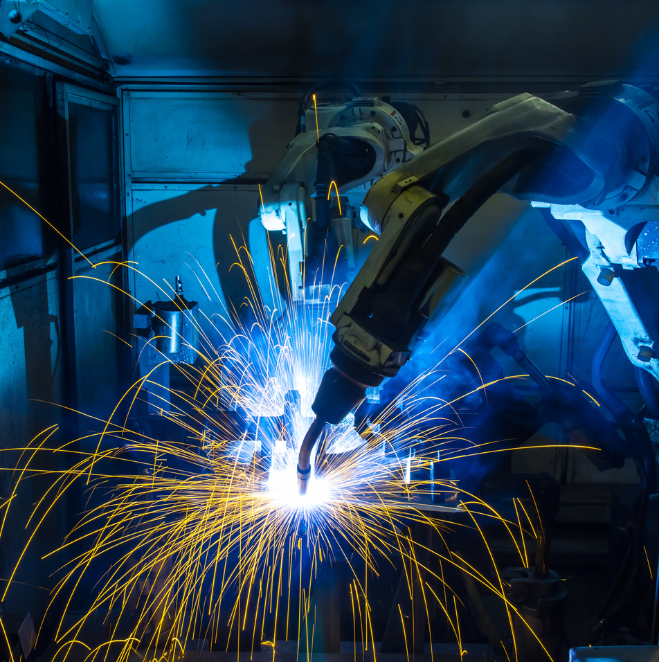 Opération de soudure manuelle dans un atelier Oxymetal